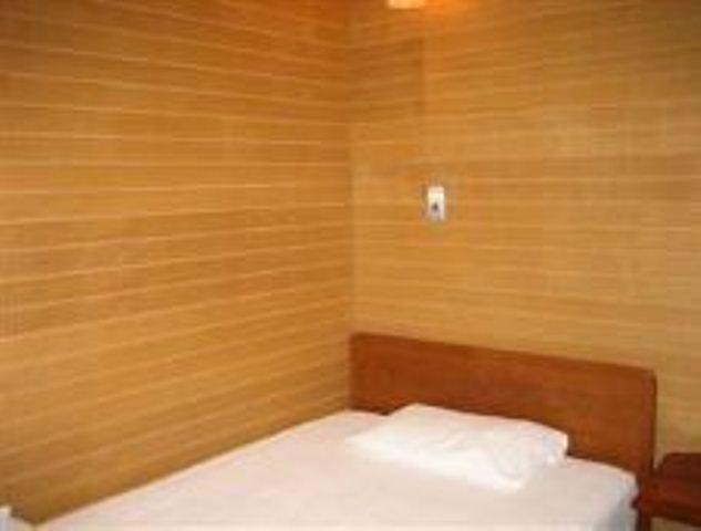 Yoshida Hotel Okinawa Ruang foto